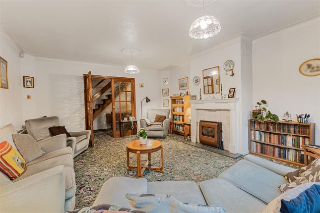 94, Kimberley Road, North Chingford photo 4