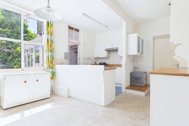 2, Windlesham Gardens, Brighton photo 3