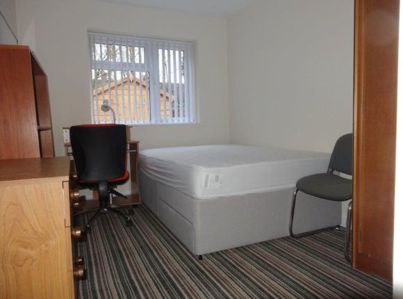 Room to rent in Prior Deram Walk, Coventry, West Midlands