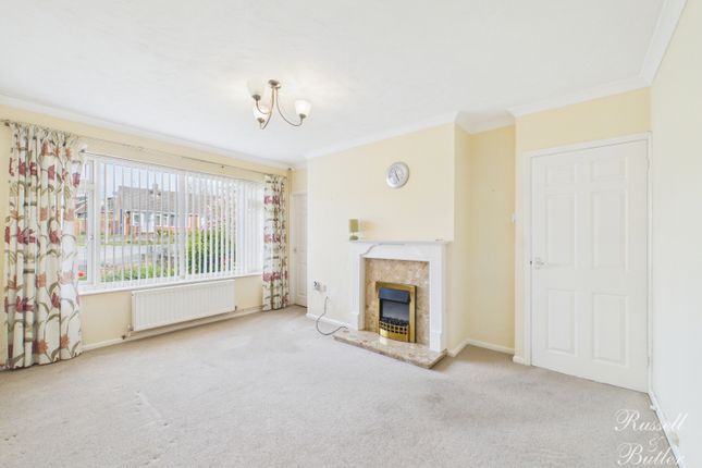33, Woodlands Crescent, Buckingham photo 3