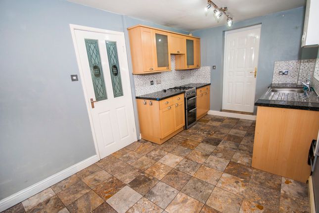 32 Pine Street South, Bury photo 3