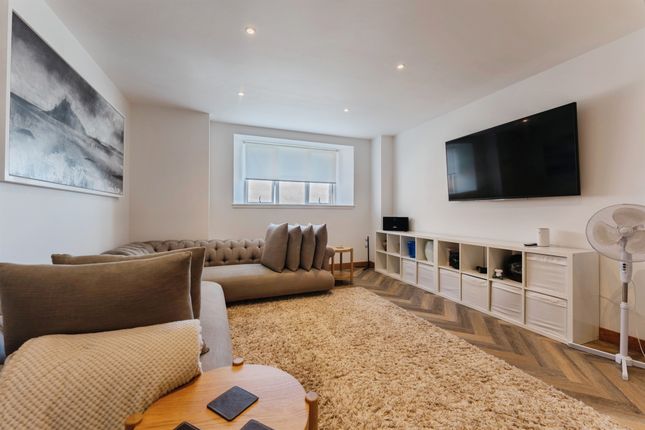 Apartment 68, East Float Quay, Dock Road, Birkenhead photo 3