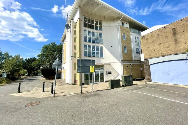 1-bed flat on Flat 22, Dukes Court,, Queensmead, Hampshire, £115,000