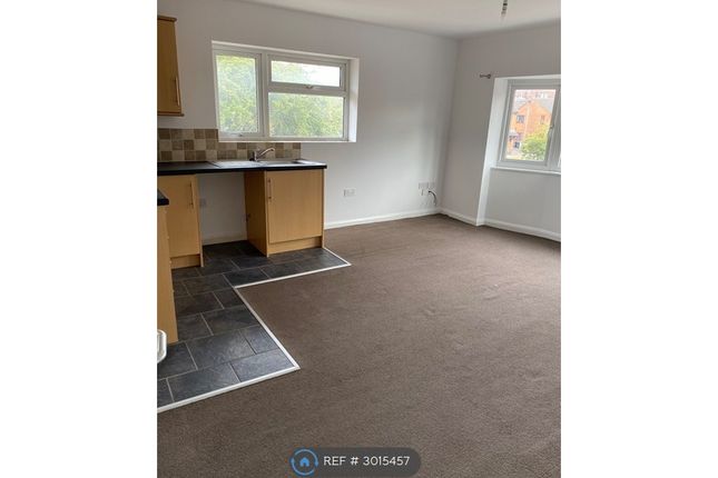 Flat, Park Avenue, Skegness photo 3