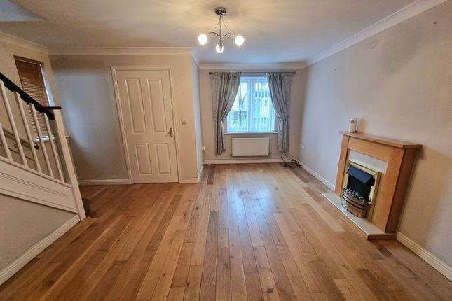 25 Cwm Felin, Bridgend photo 2