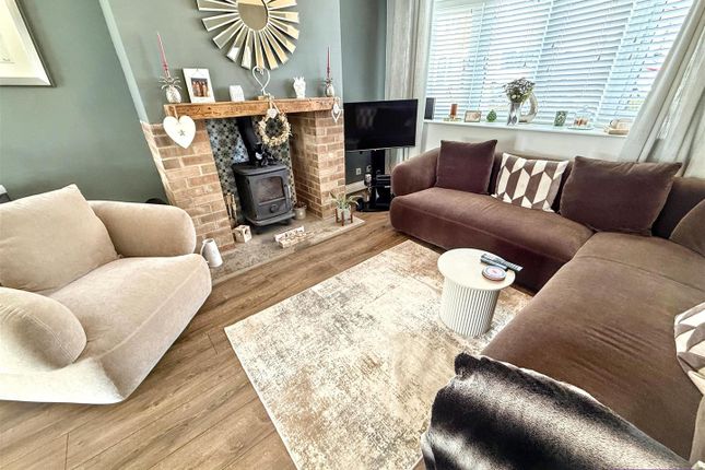 20, Hindley Close, Ryton photo 2