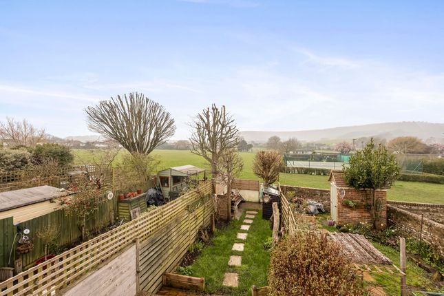 27 Charlton Street, Steyning photo 4