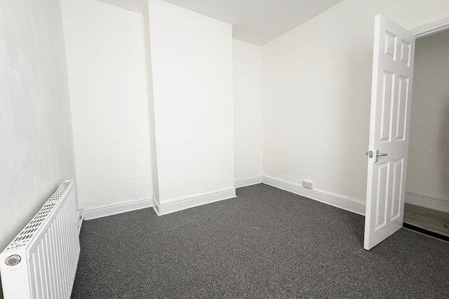 16, Heyward Road, Southsea photo 4