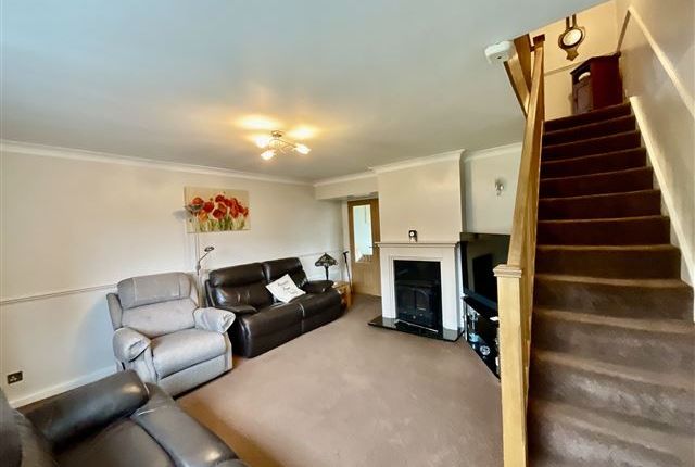 12, Moss Drive Killamarsh, Sheffield photo 5