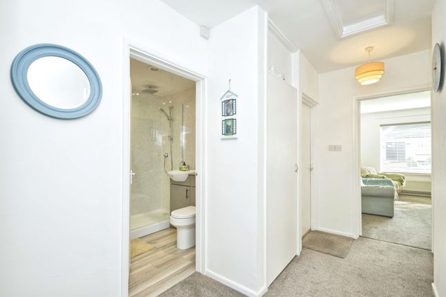 11, Millbridge Gardens, Minehead photo 4