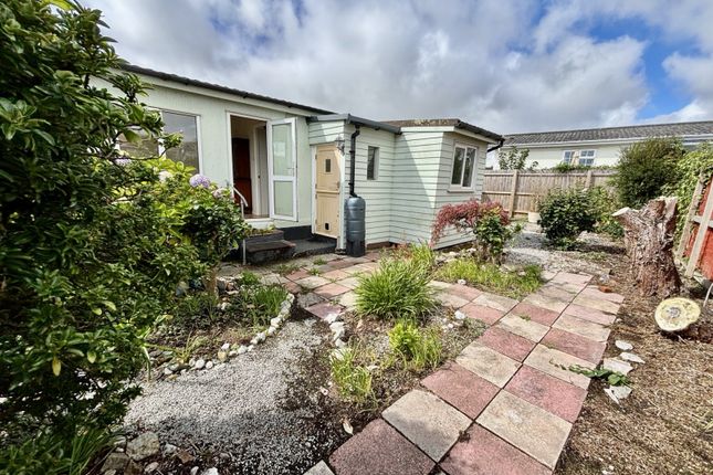 33 Eastern Green Park Three, Eastern Green, Penzance photo 2