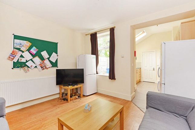 24 Rosedale Road, Sheffield photo 4