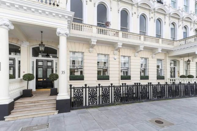 Queen`s Gate Terrace, Queen`s Gate Terrace, London photo 2