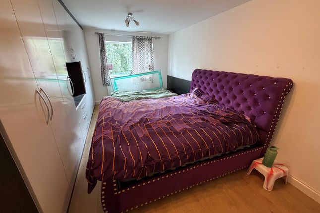 14, Milton Keynes photo 5