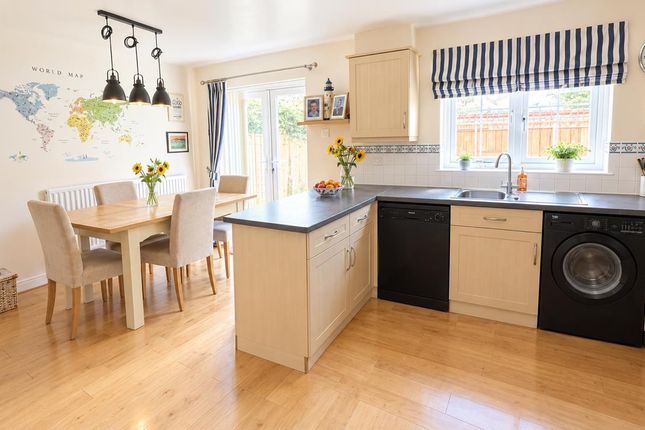 77, Madeira Way, Eastbourne photo 4