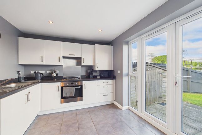 62 Addison View, Blaydon-On-Tyne photo 2