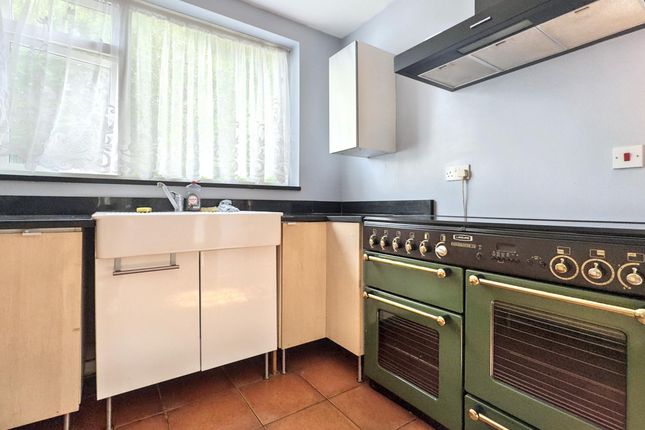 164 Glenfrome Road, Bristol photo 3