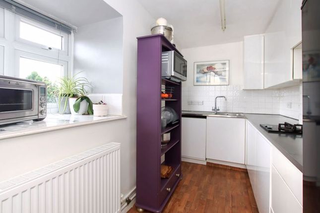 Maisonette for sale in Wallace Mews, Eaton Bray, Dunstable