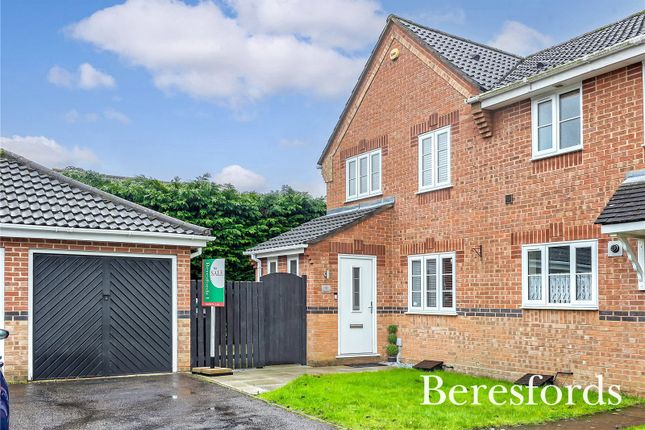 End terrace house for sale in Langley Place, Billericay