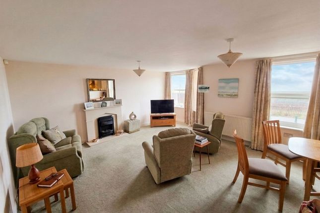 6 Great Cliff Marine Parade, Dawlish photo 3