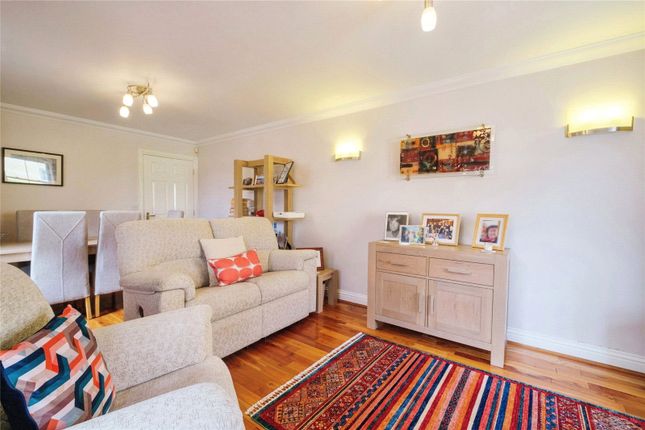 4 Winfarthing Court,, Ship Lane, Cambridgeshire photo 4
