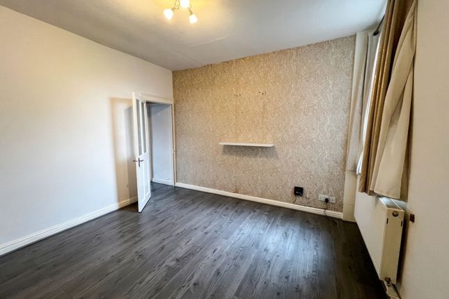 282 Aldermans Green Road, Coventry photo 4