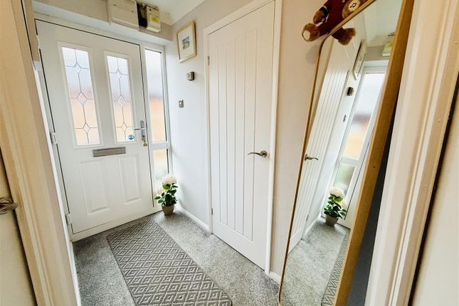 Austhorpe Court, Leeds photo 2