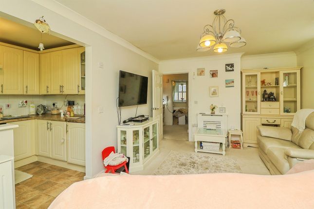 77, Pye Bridge End, Milton Keynes photo 3