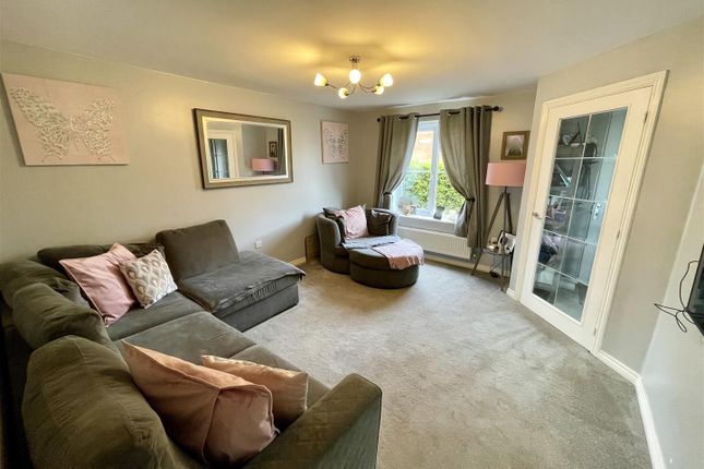 12, Barlby Drive, Darlington photo 2