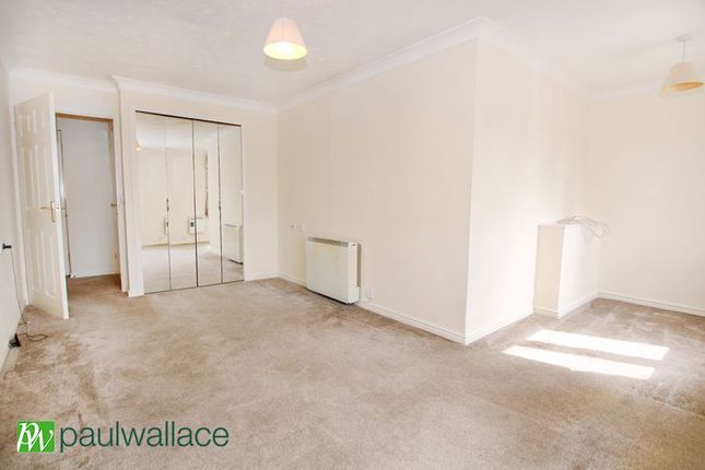Property for sale in Friends Avenue, Cheshunt, Waltham Cross