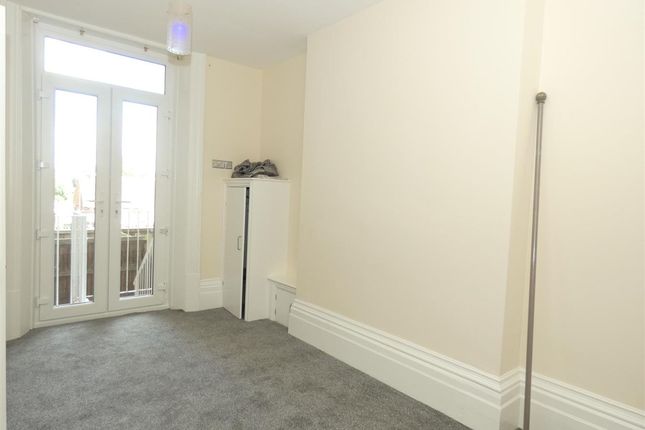 Flat to rent in Roxburgh Road, Westgate-On-Sea
