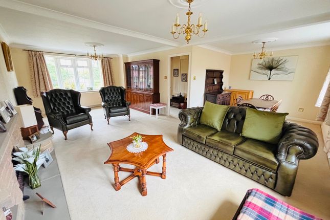 7 Field Close, Coalville photo 4