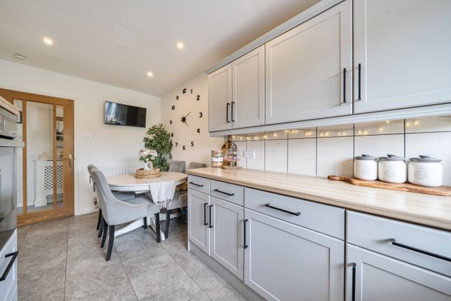 7 Meadow View, Uffculme Cullompton Devon, Devon photo 2