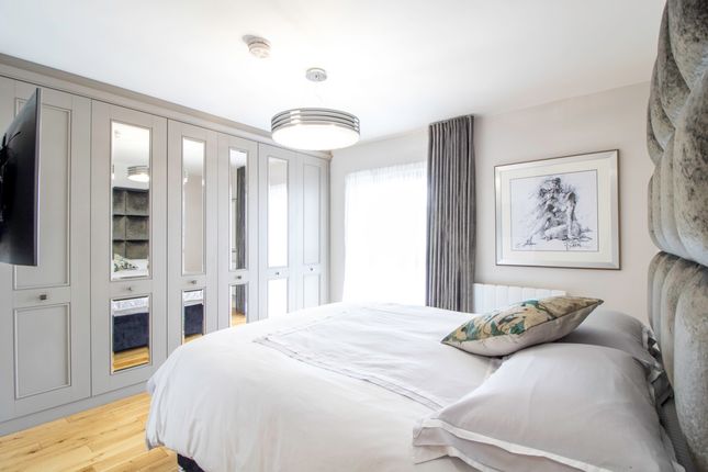 New York Road, West Yorks photo 3