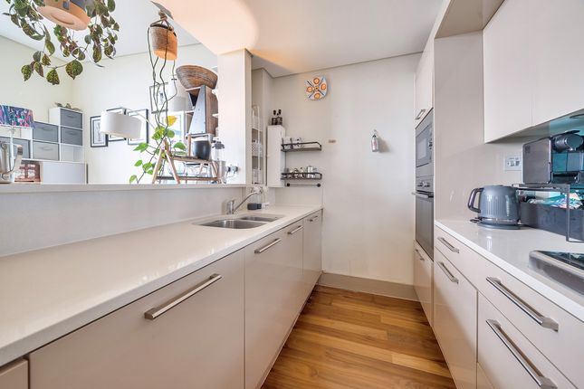 Flat Flat 18, Maumbury Gardens, Screen House, Dorchester photo 3