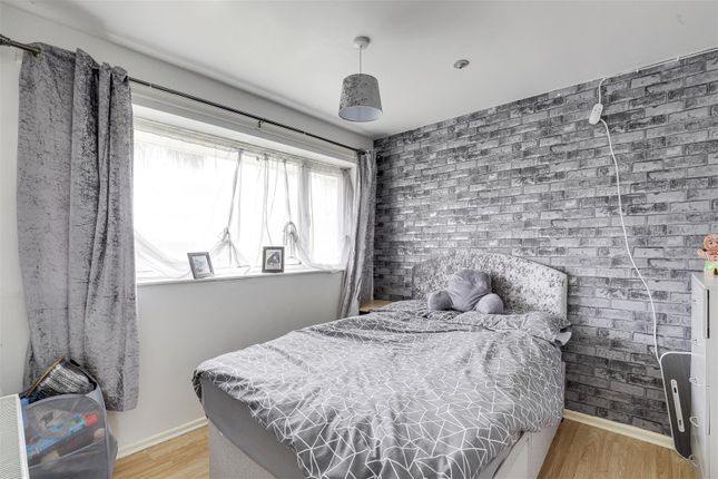 End terrace house for sale in Darwin Close, Top Valley, Nottinghamshire