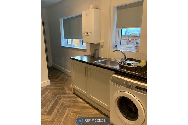 Bedroom Flat  Melton Road North, Melton Road, Wellingborough photo 4