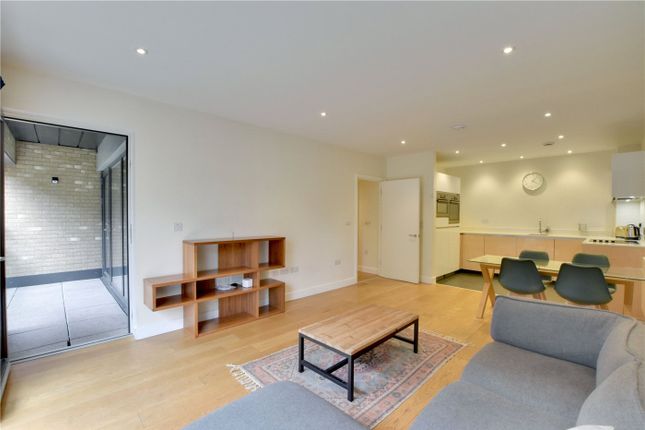 Flat for sale in Barquentine Heights, 4 Peartree Way, Greenwich, London