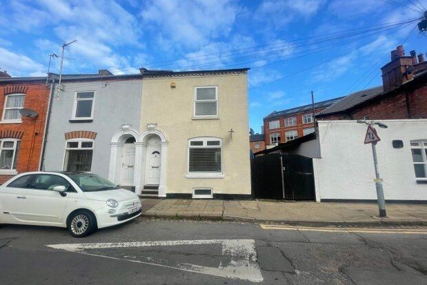 Thumbnail Property to rent in Talbot Road, Northampton