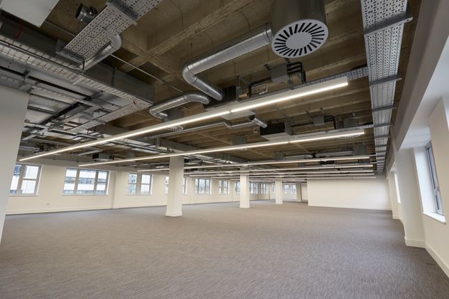 Office to let in Leeds