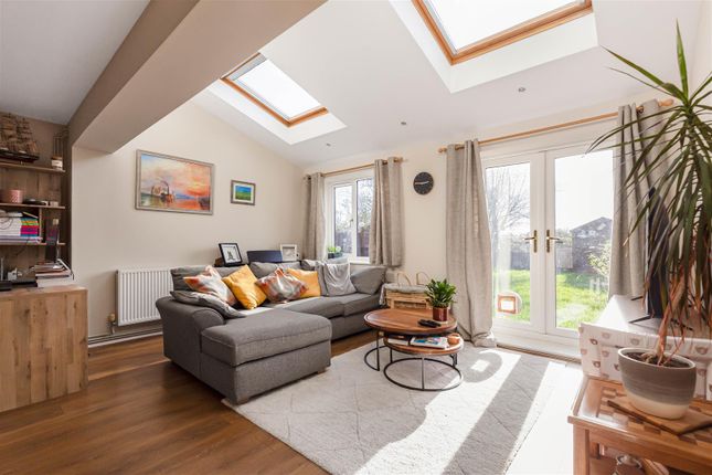 35, Whitmore Way, Cambridge photo 2
