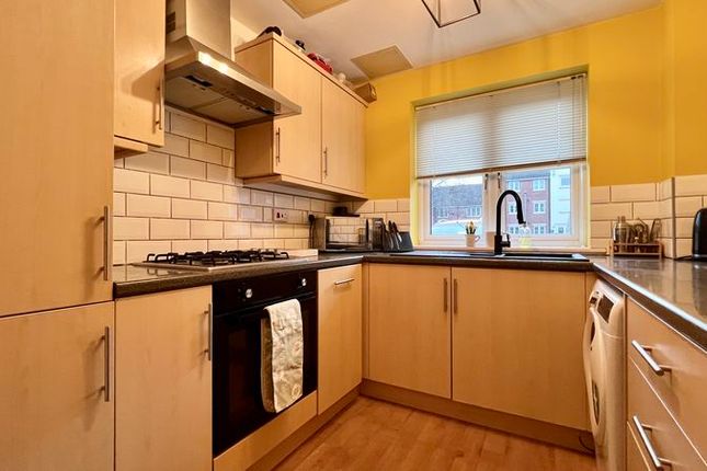 12, Pintail Close, Scunthorpe photo 4