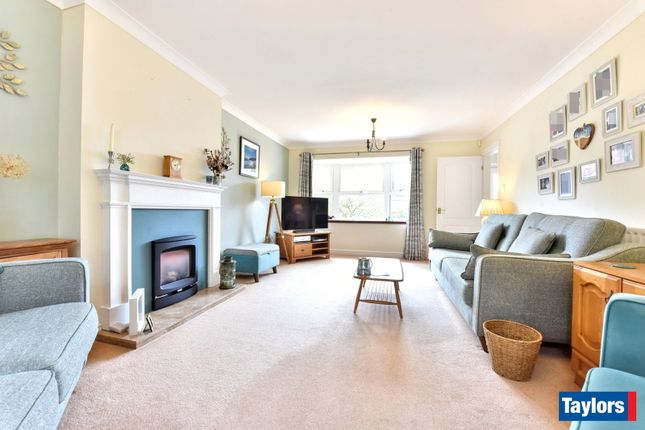 4, Wainwright Close, Kingswinford photo 2