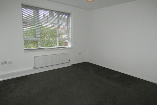 231, Albert Drive Sheerwater, null photo 2
