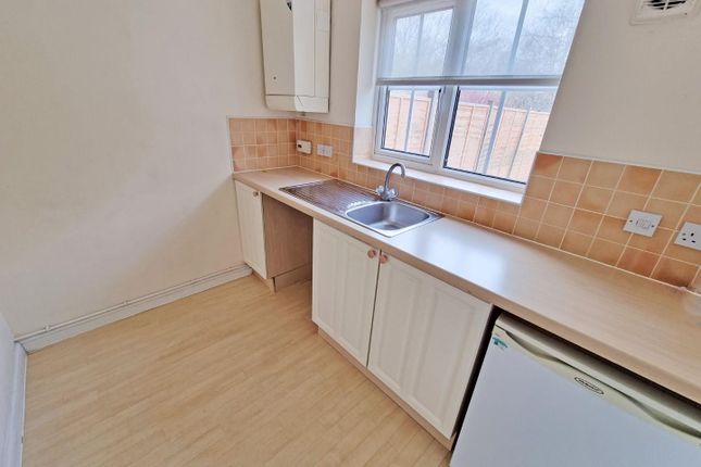 48, Aqua Place, Rugby photo 4