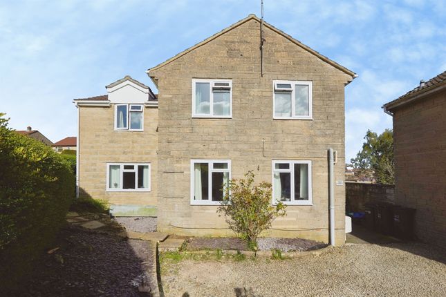 32, Verrington Park Road, WINCANTON photo 2