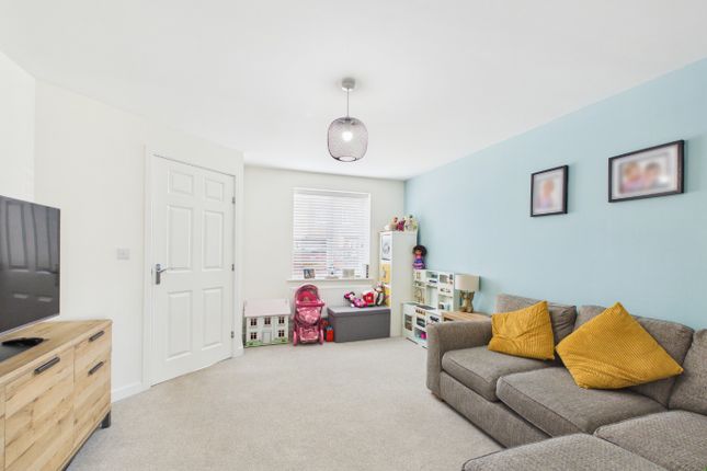 1 Metcalfe Drive, Cottingham, East Riding Of Yorkshire photo 3