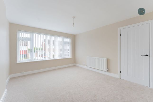 64, Oulton Close, Wirral photo 4