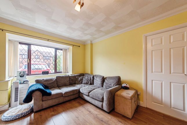 12, Tudor Drive, Lincolnshire photo 4