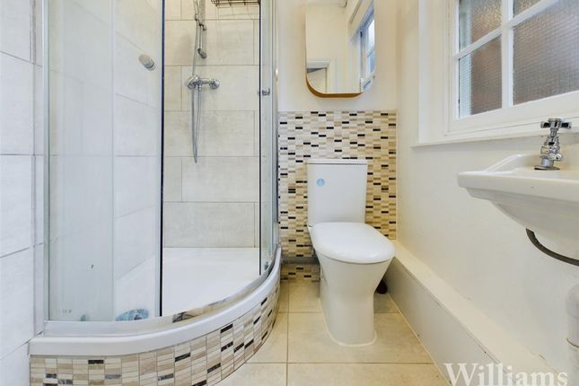 12b Bourbon Street, Aylesbury photo 2